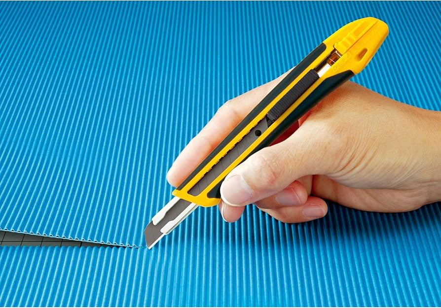 Cutter XA-1 Olfa Con Mango Antideslizante Confortgrip De 9mm